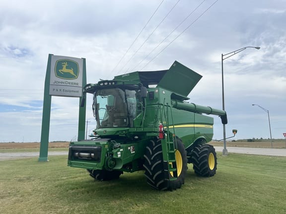 2021 John Deere S770 Equipment Image0