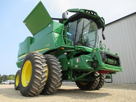 Image of John Deere S770 equipment image 3