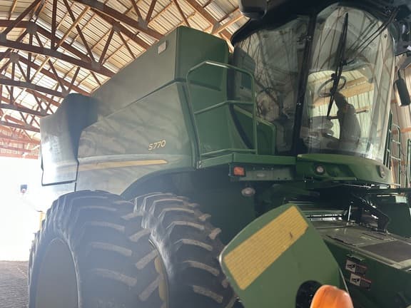 Image of John Deere S770 equipment image 1