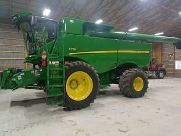 Main image John Deere S770