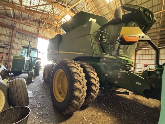 Image of John Deere S770 equipment image 1