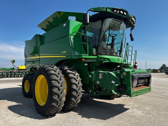 Image of John Deere S770 equipment image 3