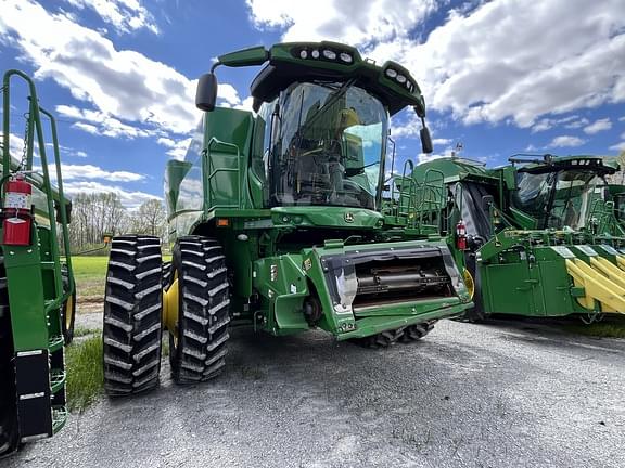 Image of John Deere S770 equipment image 2