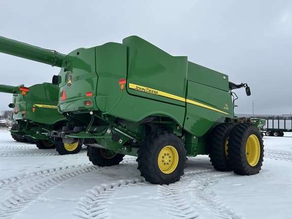 Image of John Deere S770 equipment image 4