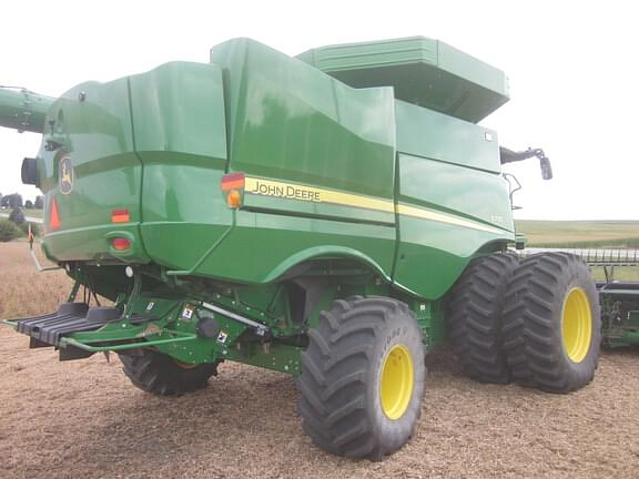 Image of John Deere S770 equipment image 3