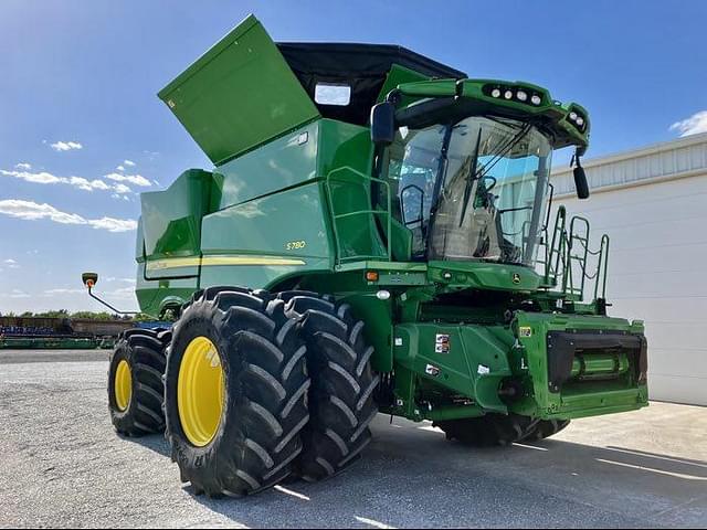 Image of John Deere S780 equipment image 1