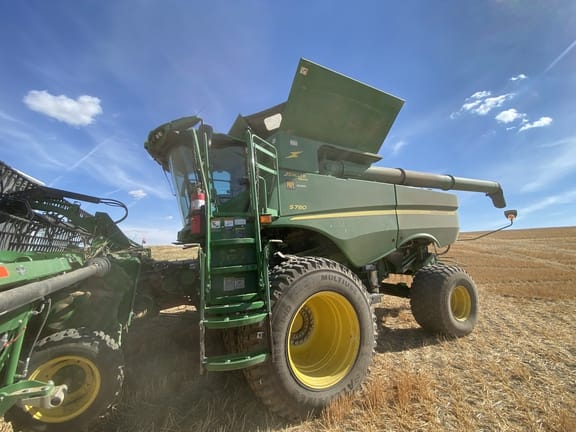 2021 John Deere S780 Equipment Image0