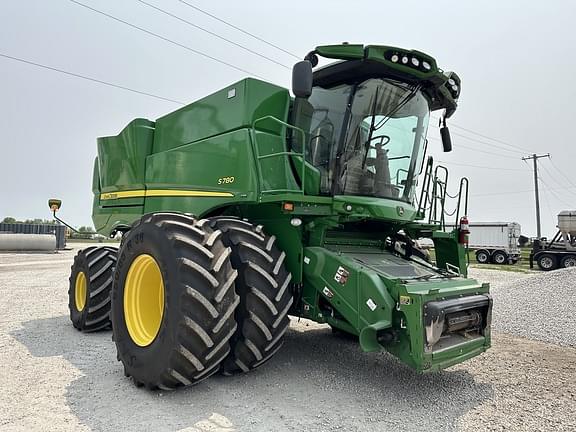 Image of John Deere S780 equipment image 1