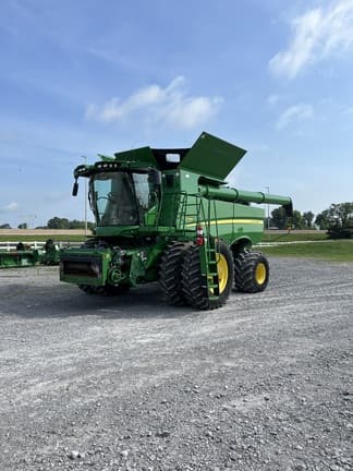 Image of John Deere S780 Primary image