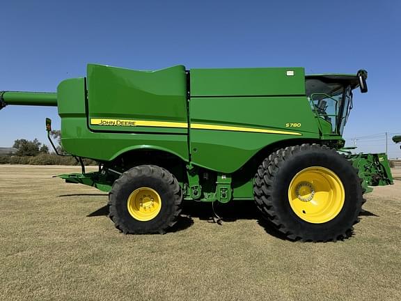 Image of John Deere S780 Primary image