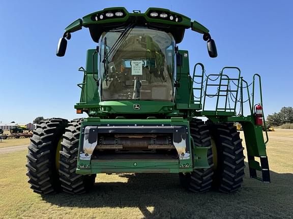 Image of John Deere S780 equipment image 2