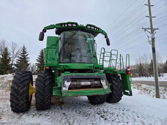 Image of John Deere S780 equipment image 4