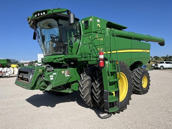 Image of John Deere S780 Primary image