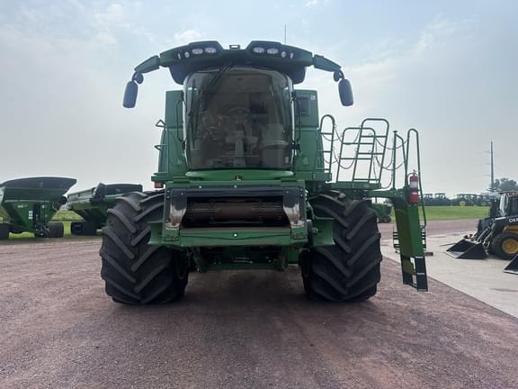 Image of John Deere S780 equipment image 2