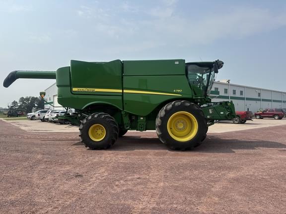 Image of John Deere S780 Primary image