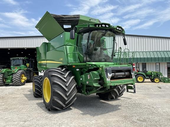 Image of John Deere S780 equipment image 2