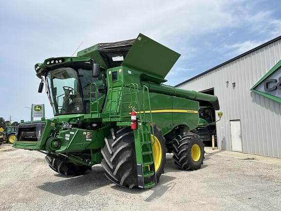 Image of John Deere S780 Primary image