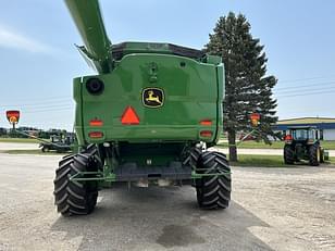 Main image John Deere S780 15