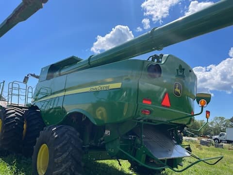 Image of John Deere S780 equipment image 3