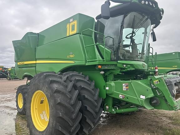 Image of John Deere S780 equipment image 1
