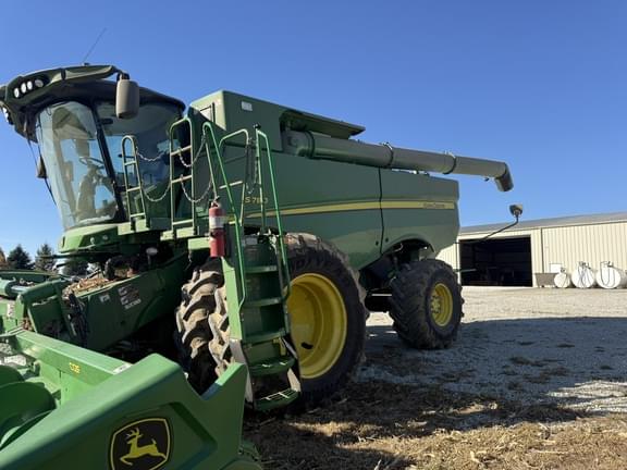 Image of John Deere S780 Primary image