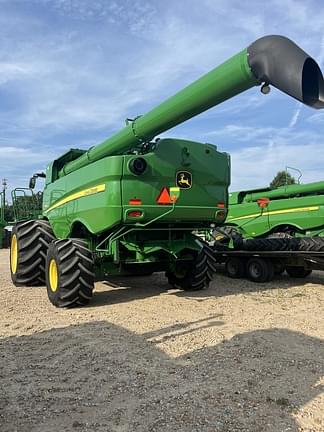 Image of John Deere S780 Primary image