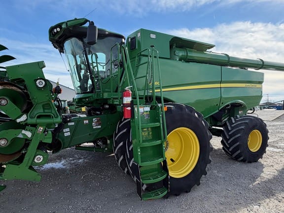 2021 John Deere S780 Equipment Image0