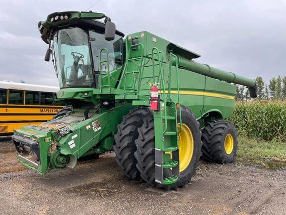 Image of John Deere S780 equipment image 3