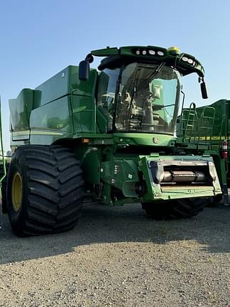 Image of John Deere S780 equipment image 3