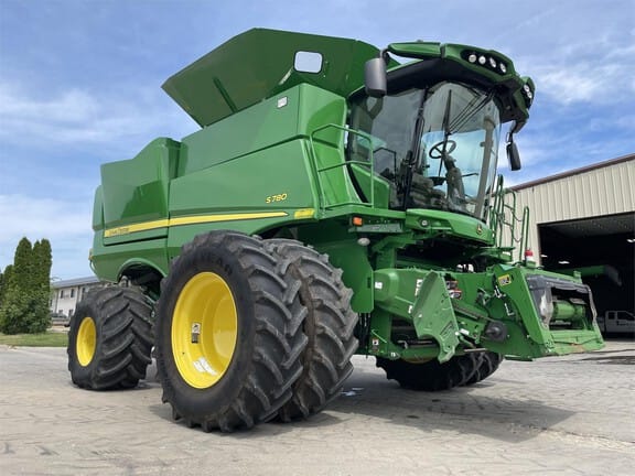Main image John Deere S780