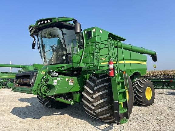 Image of John Deere S780 equipment image 3