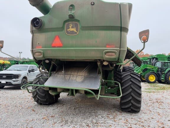 Image of John Deere S780 equipment image 1