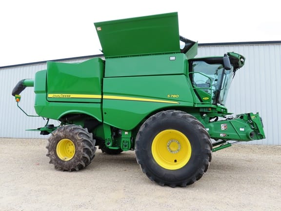 2021 John Deere S780 Equipment Image0