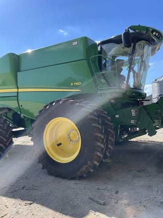 Main image John Deere S780