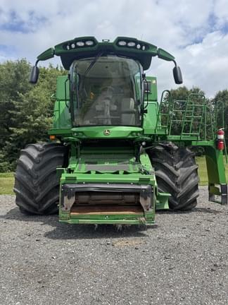 Image of John Deere S780 equipment image 1
