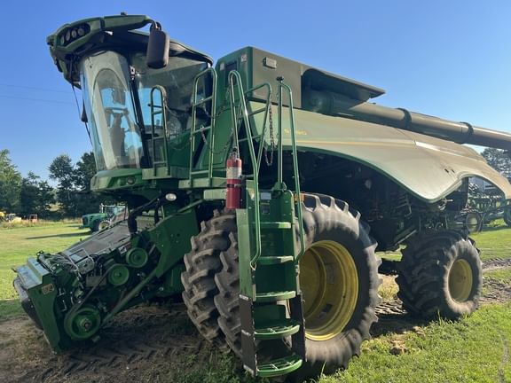 2021 John Deere S780 Equipment Image0