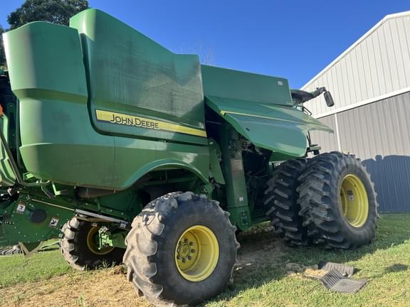Image of John Deere S780 equipment image 4