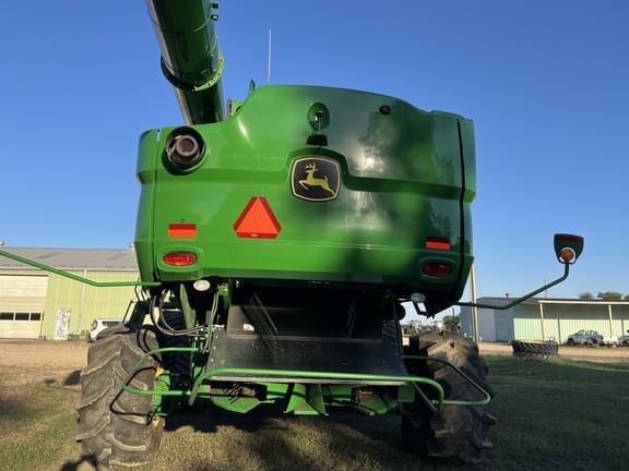 Image of John Deere S780 equipment image 2