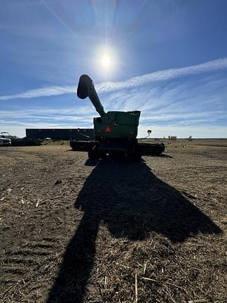 Image of John Deere S780 equipment image 3