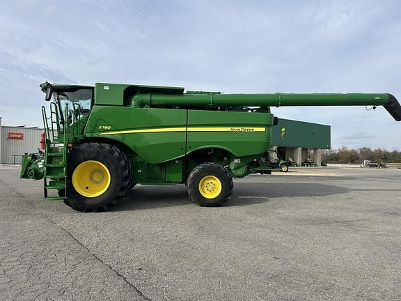 Image of John Deere S780 Primary image