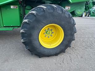 Main image John Deere S780 31