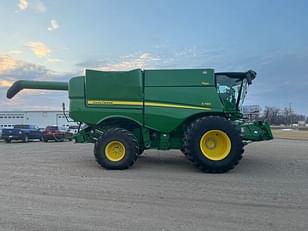 Main image John Deere S780 4