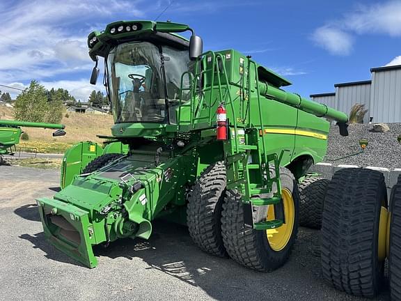 Image of John Deere S780 Primary image