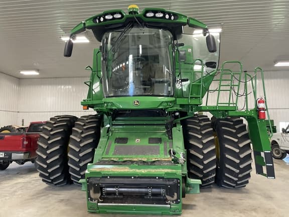 Image of John Deere S780 equipment image 4