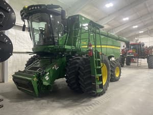 2021 John Deere S780 Image