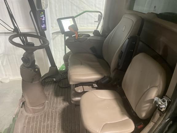 Image of John Deere S780 equipment image 4