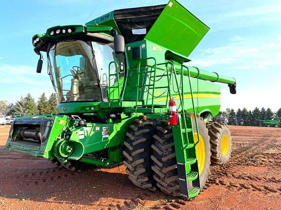 Image of John Deere S780 Primary image