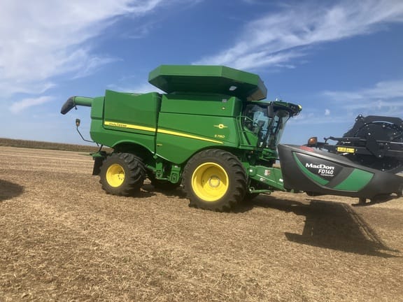 2021 John Deere S780 Equipment Image0