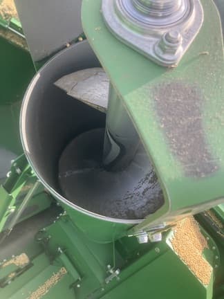 Image of John Deere S780 equipment image 1
