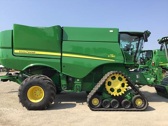 Image of John Deere S780 equipment image 3
